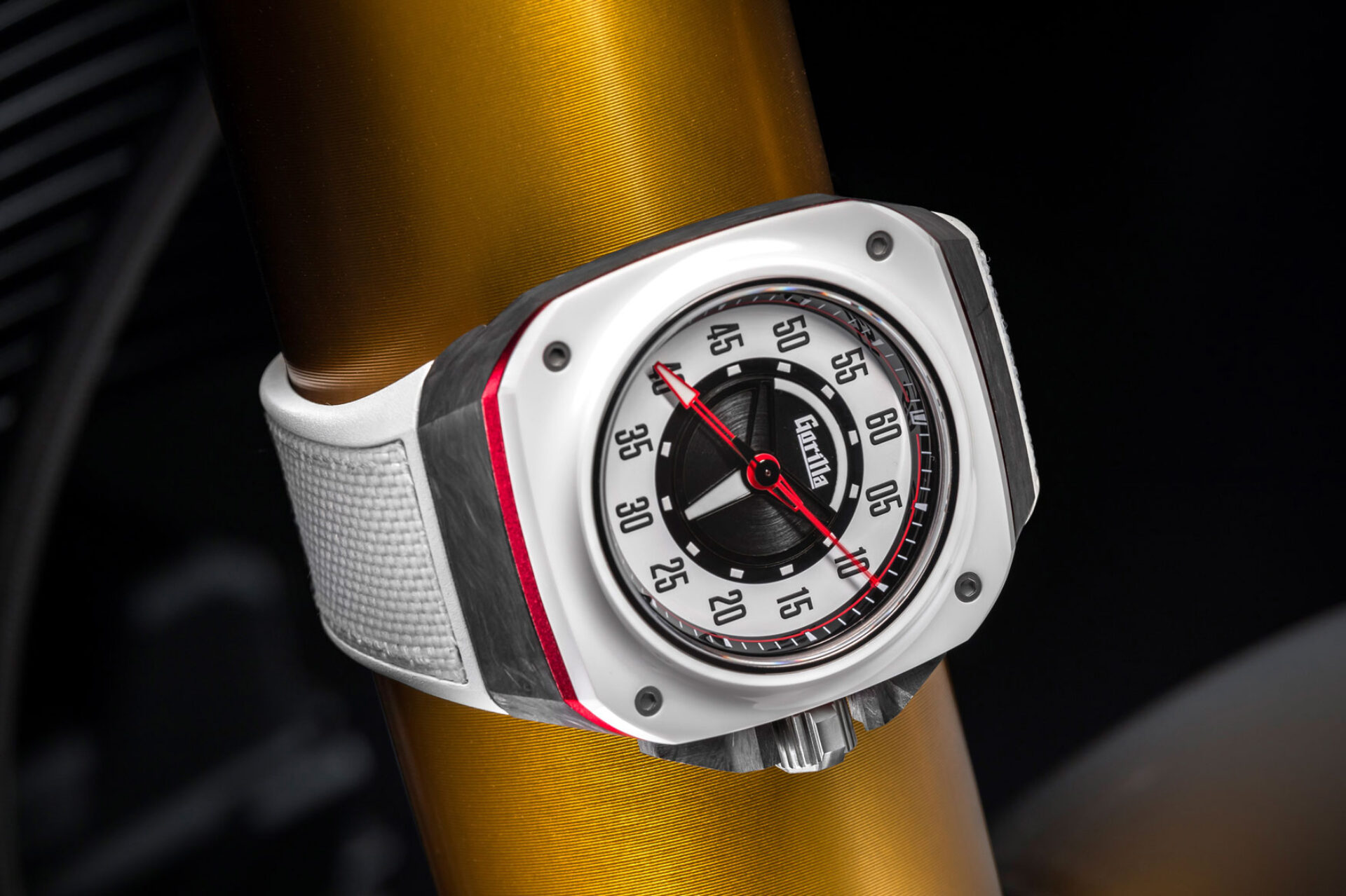 Gorilla Fastback RS White - Carbon & Ceramic Sports Watch - 44mm